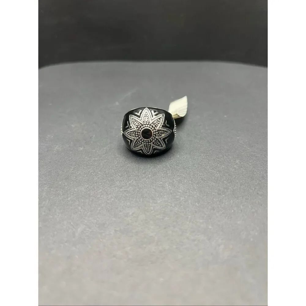 Black Silver Tone Star Burst Chunky Cocktail Statement Ring One Size Fits Most